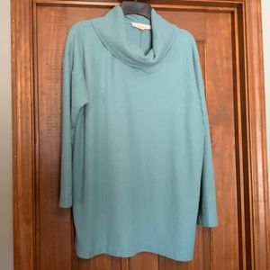 Loft Top - XL, pretty aqua color